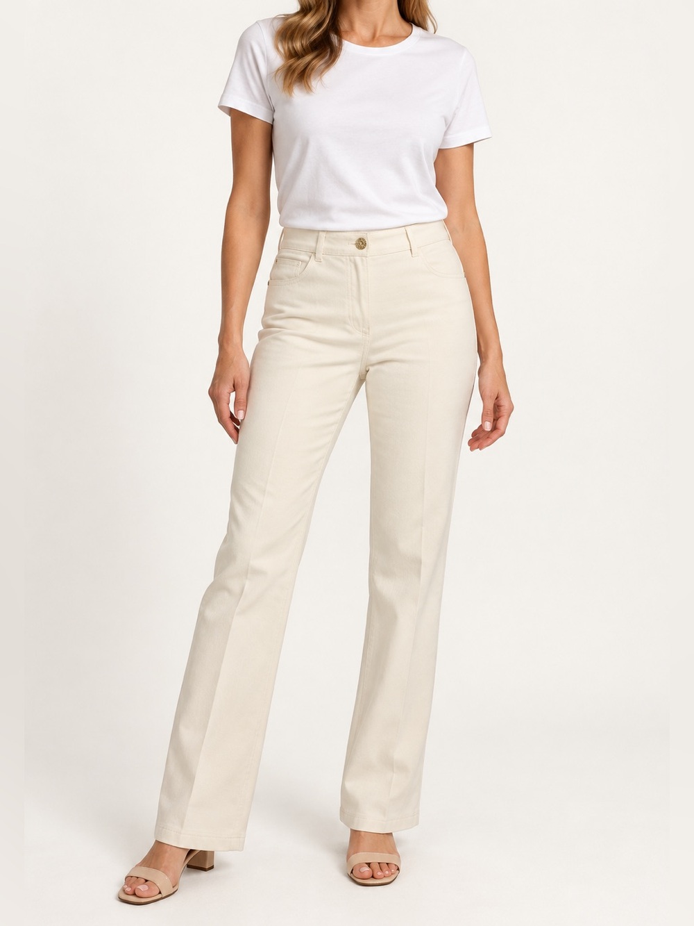St. John Collection Cream Jeans Link on Back Pockets Women's Sz. 4
